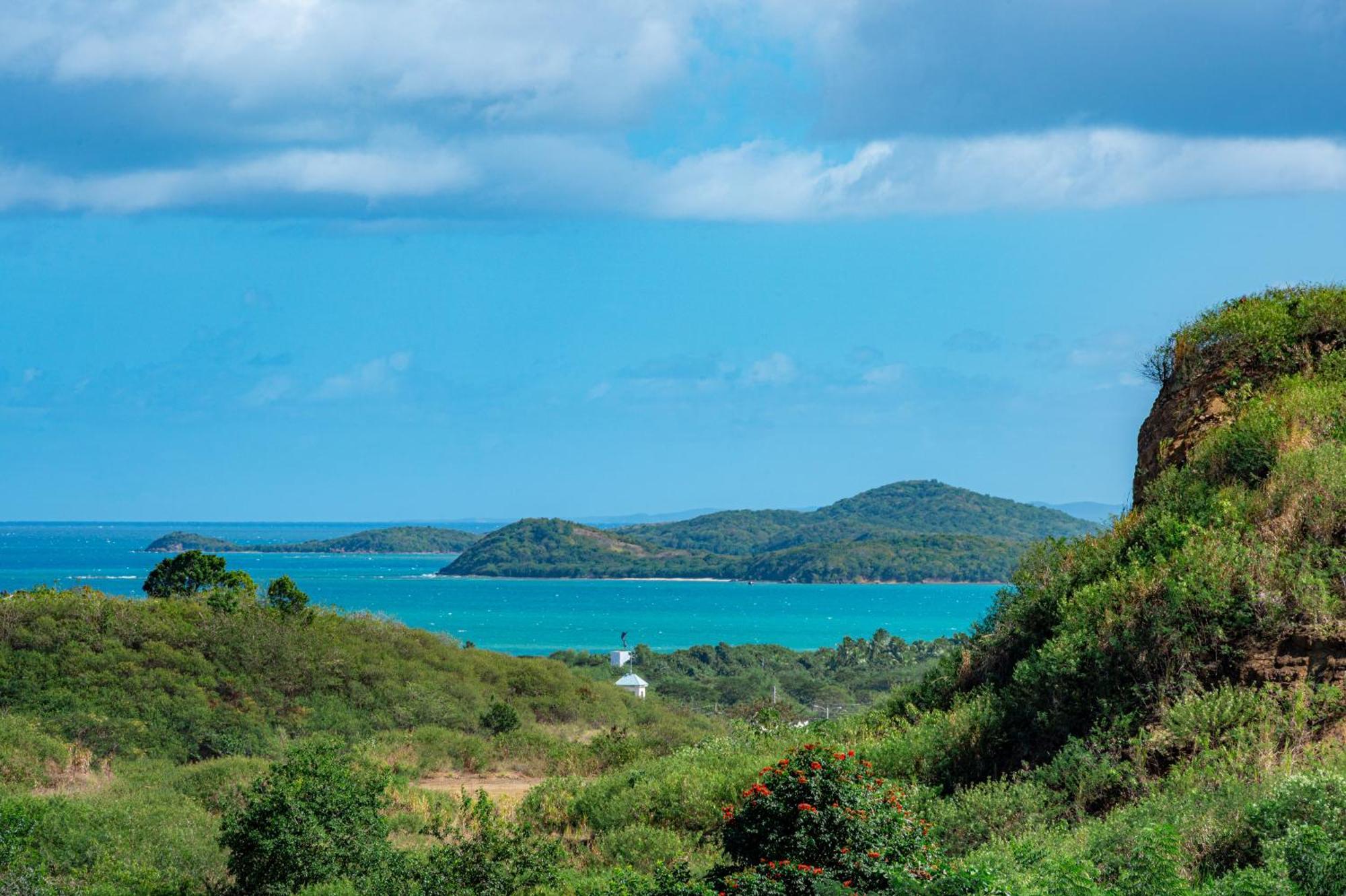 Ocean & Mountains View, Marina, Ferry, Vista Mar, Costa Esmeralda Ceiba エクステリア 写真