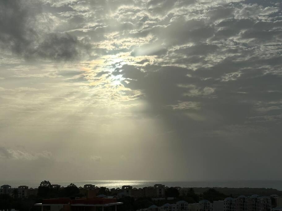 Ocean & Mountains View, Marina, Ferry, Vista Mar, Costa Esmeralda Ceiba エクステリア 写真